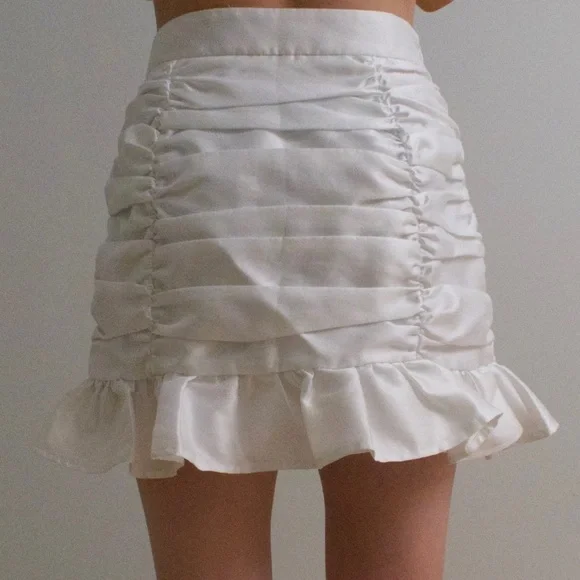 Short Mermaid shape skirt white - Picture 2 of 7
